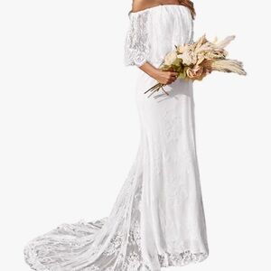 Elegant Off-Shoulder Lace Wedding Dress